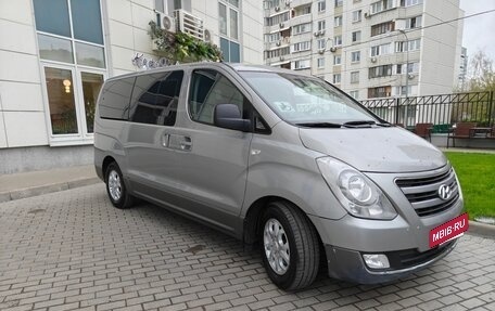 Hyundai H-1 II рестайлинг, 2013 год, 1 250 000 рублей, 8 фотография