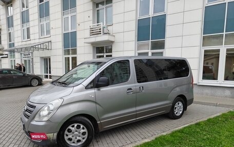 Hyundai H-1 II рестайлинг, 2013 год, 1 250 000 рублей, 3 фотография