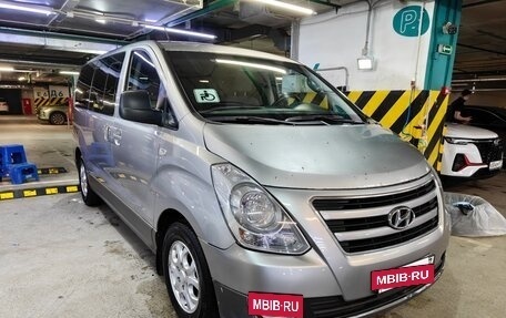 Hyundai H-1 II рестайлинг, 2013 год, 1 250 000 рублей, 14 фотография