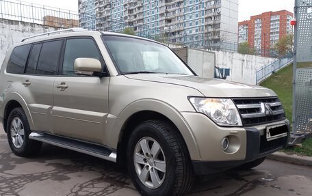 Mitsubishi Pajero IV, 2007 год, 1 270 000 рублей, 2 фотография