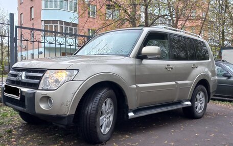 Mitsubishi Pajero IV, 2007 год, 1 270 000 рублей, 8 фотография