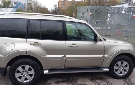 Mitsubishi Pajero IV, 2007 год, 1 270 000 рублей, 3 фотография