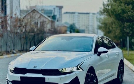 KIA K5, 2022 год, 2 440 000 рублей, 2 фотография