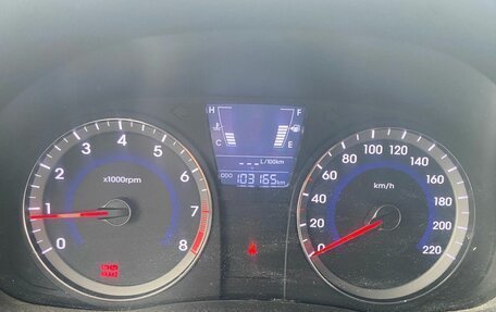 Hyundai Solaris II рестайлинг, 2011 год, 699 000 рублей, 9 фотография