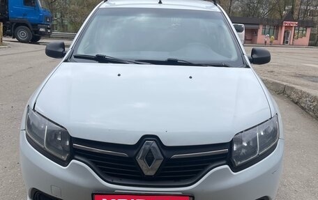 Renault Logan II, 2018 год, 530 000 рублей, 1 фотография