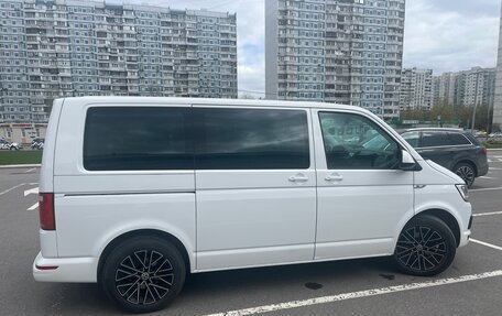 Volkswagen Caravelle T6 рестайлинг, 2019 год, 3 500 000 рублей, 6 фотография