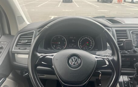 Volkswagen Caravelle T6 рестайлинг, 2019 год, 3 500 000 рублей, 11 фотография