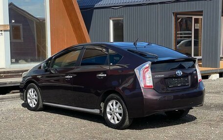 Toyota Prius, 2012 год, 1 099 000 рублей, 6 фотография