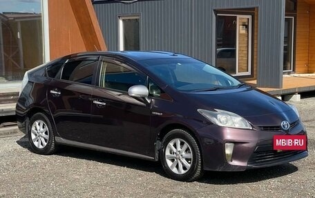 Toyota Prius, 2012 год, 1 099 000 рублей, 3 фотография