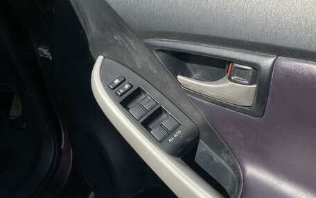 Toyota Prius, 2012 год, 1 099 000 рублей, 11 фотография