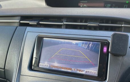 Toyota Prius, 2012 год, 1 099 000 рублей, 10 фотография