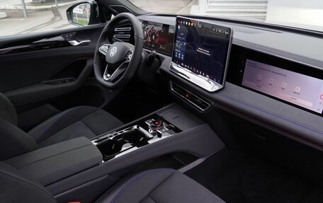 Volkswagen Tiguan, 2026 год, 5 600 000 рублей, 15 фотография