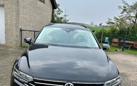 Volkswagen Passat B8 рестайлинг, 2023 год, 3 098 884 рублей, 3 фотография