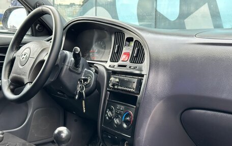 Hyundai Elantra III, 2004 год, 390 000 рублей, 10 фотография