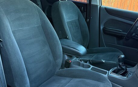 Ford Focus II рестайлинг, 2006 год, 410 000 рублей, 16 фотография