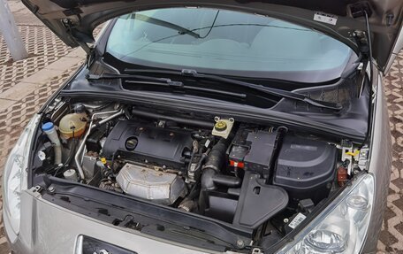 Peugeot 308 II, 2011 год, 680 000 рублей, 13 фотография