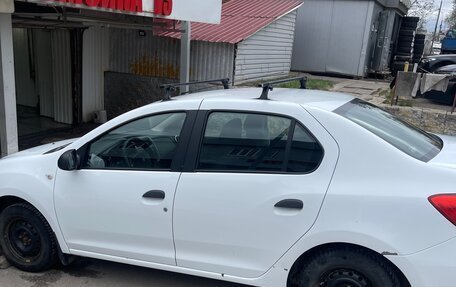 Renault Logan II, 2018 год, 530 000 рублей, 6 фотография