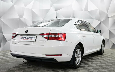 Skoda Superb III рестайлинг, 2017 год, 1 686 000 рублей, 2 фотография