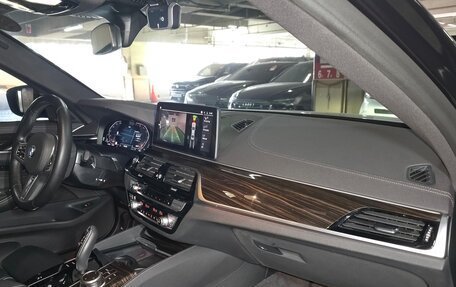 BMW 5 серия, 2022 год, 4 950 000 рублей, 7 фотография