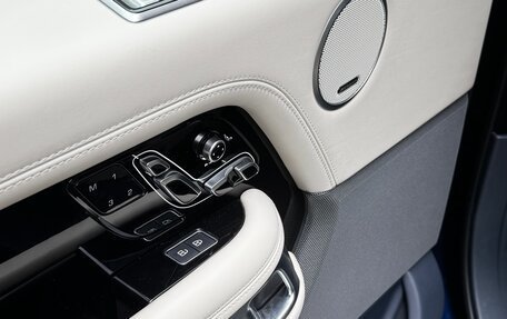 Land Rover Range Rover IV рестайлинг, 2022 год, 11 900 000 рублей, 9 фотография