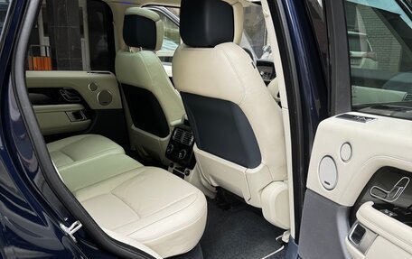 Land Rover Range Rover IV рестайлинг, 2022 год, 11 900 000 рублей, 17 фотография