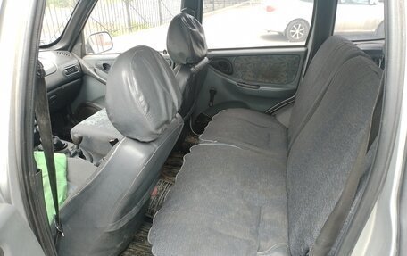 Chevrolet Niva I рестайлинг, 2004 год, 120 000 рублей, 16 фотография