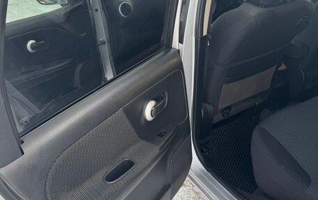 Nissan Note II рестайлинг, 2010 год, 670 000 рублей, 17 фотография