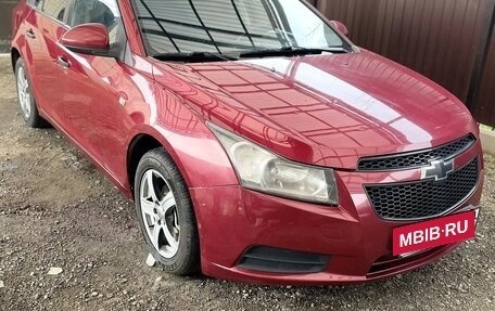 Chevrolet Cruze II, 2010 год, 540 000 рублей, 4 фотография