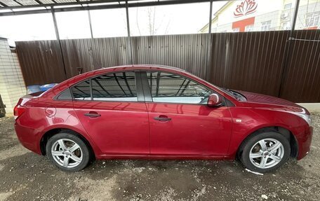 Chevrolet Cruze II, 2010 год, 540 000 рублей, 8 фотография