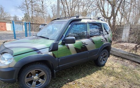 Chevrolet Niva I рестайлинг, 2020 год, 820 000 рублей, 2 фотография