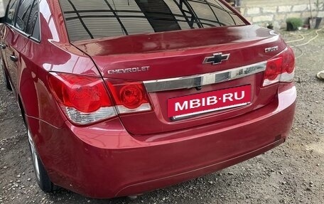 Chevrolet Cruze II, 2010 год, 540 000 рублей, 10 фотография