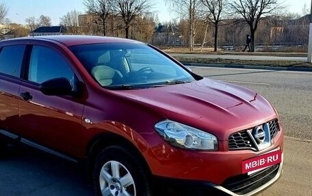 Nissan Qashqai, 2011 год, 999 000 рублей, 2 фотография