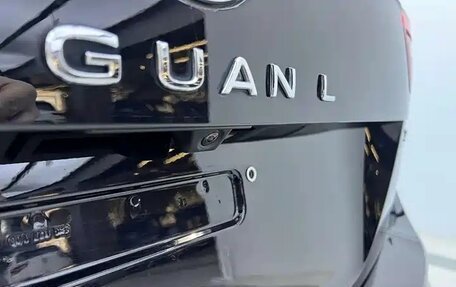 Volkswagen Tiguan II, 2023 год, 2 870 000 рублей, 29 фотография