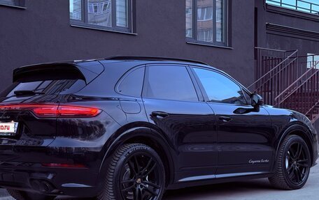 Porsche Cayenne III, 2019 год, 8 990 000 рублей, 2 фотография