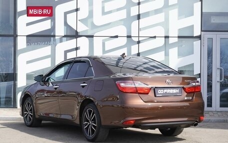 Toyota Camry, 2017 год, 2 250 000 рублей, 3 фотография