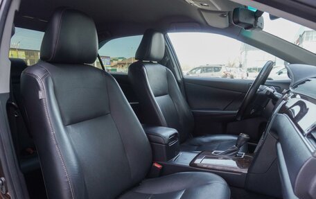 Toyota Camry, 2017 год, 2 250 000 рублей, 14 фотография