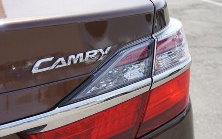 Toyota Camry, 2017 год, 2 250 000 рублей, 9 фотография