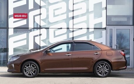 Toyota Camry, 2017 год, 2 250 000 рублей, 6 фотография