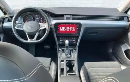 Volkswagen Passat B8 рестайлинг, 2023 год, 2 178 934 рублей, 9 фотография