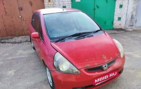 Honda Fit III, 2002 год, 300 000 рублей, 2 фотография