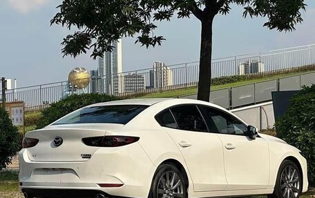 Mazda 3, 2022 год, 1 824 000 рублей, 4 фотография