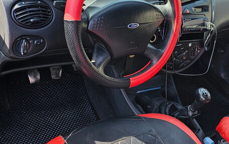 Ford Focus IV, 2002 год, 350 000 рублей, 13 фотография