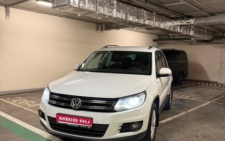 Volkswagen Tiguan I, 2016 год, 1 900 000 рублей, 1 фотография