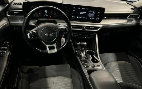 KIA K5, 2020 год, 2 220 000 рублей, 14 фотография