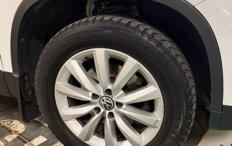 Volkswagen Tiguan I, 2016 год, 1 900 000 рублей, 4 фотография