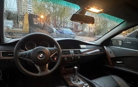 BMW 5 серия, 2006 год, 730 000 рублей, 2 фотография
