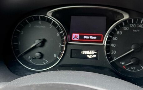 Nissan Pathfinder, 2015 год, 1 990 000 рублей, 9 фотография