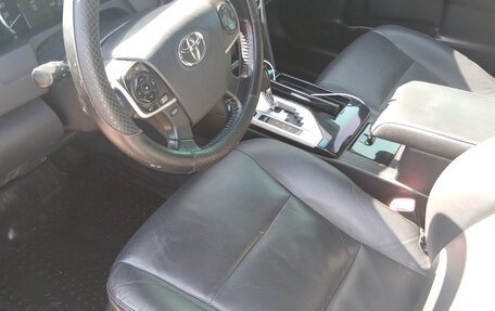Toyota Camry, 2012 год, 1 650 000 рублей, 9 фотография
