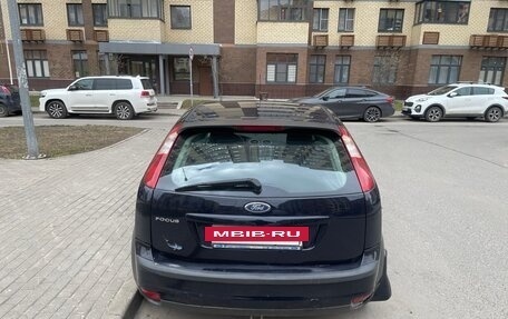 Ford Focus II рестайлинг, 2005 год, 330 000 рублей, 6 фотография