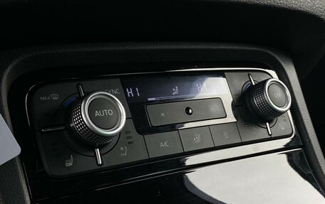 Volkswagen Touareg III, 2017 год, 2 927 800 рублей, 23 фотография